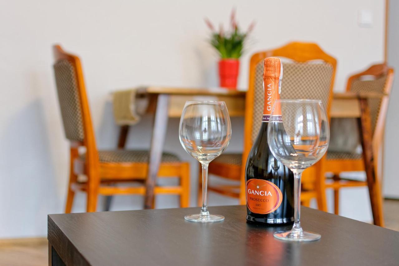 Apartament Pod Krasnalem Wroclovkiem Apartment Wroclaw Ngoại thất bức ảnh